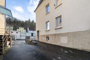 Drei-Familienhaus mit 13 Garagen inklusive Bauland
IN TUTTLINGEN – Die vollständige Adresse der Immobilie erhältst du vom Anbieter., 78532 Tuttlingen – Vorschaubild 6