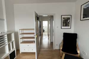 SCH 32 - Einziehen und Wohlfühlen - charmante DG-Wohnung in zentraler Lage – Schloßstraße 32, 40477 Pempelfort, Düsseldorf – Vorschaubild 3