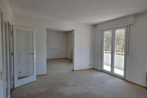 Großzügiges Wohnen in begehrter Hanglage mit Panoramablick – Die vollständige Adresse der Immobilie erhältst du vom Anbieter., 70199 Südheim, Stuttgart – Vorschaubild 6
