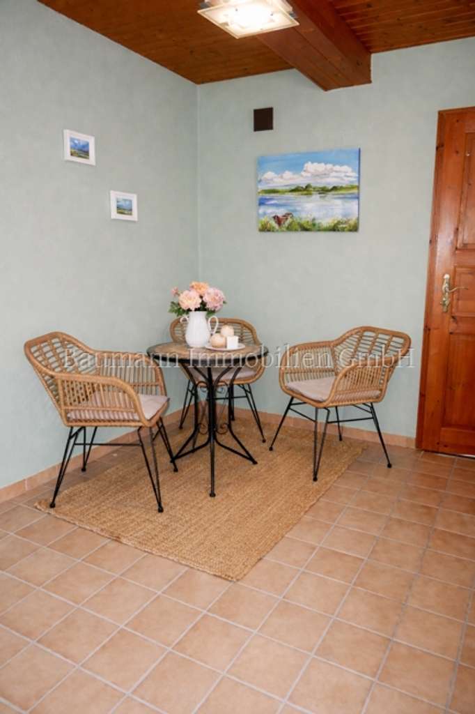 Immobilie in Hemmoor - Seltene Gelegenheit! EFH mit großem Garten & Entwicklungspotenzial in Hemmoor – ohne Provision! - Bild 2