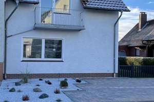 Gemütliches Doppelhaus in Hämelerwald – 118 m² Wohnfläche mit Garten und Kamin – Die vollständige Adresse der Immobilie erhältst du vom Anbieter., 31275 Lehrte – Vorschaubild 2