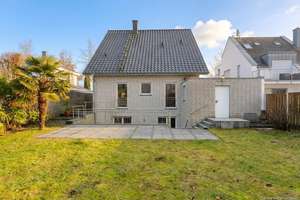 EINFAMILIENHAUS MIT EINLIEGERWOHNUNG ... GEHOBENES WOHNFLAIR ... BESTE LAGE – Die vollständige Adresse der Immobilie erhältst du vom Anbieter., 41068 Venn, Mönchengladbach – Vorschaubild 3