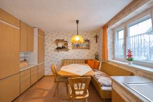 Ein Anwesen mit Freiheit: Gepflegtes Bauernhaus mit großem Grundstück in fantastischer Lage – Die vollständige Adresse der Immobilie erhältst du vom Anbieter., 86854 Amberg – Vorschaubild 12