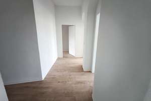 Zwei Zimmer- Badewanne+Dusche+mitten in Leipzig! – Engelmannstraße 15, 4318 Sellerhausen-Stünz, Leipzig – Vorschaubild 1