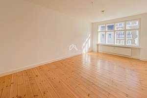 SCHÖNES MOABIT! HELLE UND KLASSISCH SCHÖNE ALTBAUWOHNUNG IN ATTRAKTIVER LAGE! PROVISIONSFREI! – Lübecker Straße 29, 10559 Moabit, Berlin – Vorschaubild 5
