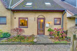 Flensburg-Mürwik: Ruhiges RMH mit Garten, ca. 93 m² Wfl. & optimaler Raumaufteilung für neue Ideen! – Die vollständige Adresse der Immobilie erhältst du vom Anbieter., 24943 Blasberg, Flensburg – Vorschaubild 2