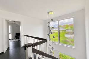 Neuwertiges Traumhaus mit Panoramaausblick und hervorragender Anbindung – Die vollständige Adresse der Immobilie erhältst du vom Anbieter., 37133 Friedland – Vorschaubild 6