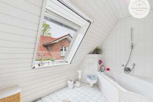 Charmantes Einfamilienhaus in begehrter Premiumlage von Bremen Oberneuland – Die vollständige Adresse der Immobilie erhältst du vom Anbieter., 28355 Oberneuland, Bremen – Vorschaubild 13