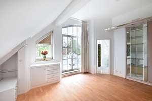 AIGNER - Lichtdurchflutete Dachgeschosswohnung mit separatem Hobbyraum am Pasinger Stadtpark – Die vollständige Adresse der Immobilie erhältst du vom Anbieter., 81243 Pasing, München – Vorschaubild 4