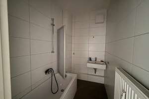 * geräumige 3 Zimmer * 3. OG * seperates WC * Wintergarten * max. Zweier WG * – Cöthner Straße 4, 4155 Gohlis-Süd, Leipzig – Vorschaubild 12