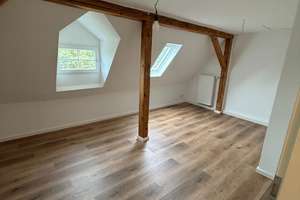 Modernisiertes Reihenhaus mit eigenem Garten in zentraler Lage – 91052 Röthelheim, Erlangen – Vorschaubild 9