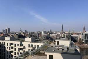 Skylineblick im FIFTYNINE by Hadi Teherani – Am Strandkai 4, 20457 HafenCity, Hamburg – Vorschaubild 3