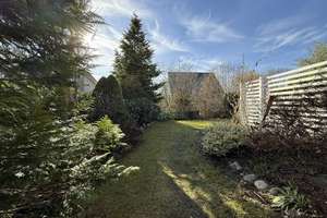 Top gepflegt * Vollkeller m. Kelleraußenzugang*großz. S/W-Grdstr. ca. 462 m² *2 Carport´s + Außenpl. – Die vollständige Adresse der Immobilie erhältst du vom Anbieter., 22941 Bargteheide – Vorschaubild 17