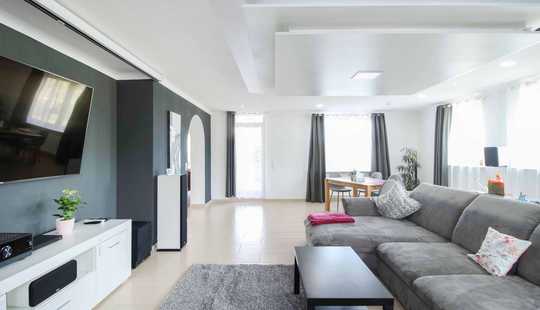 Bild von Saniertes Einfamilienhaus mit einer unverbaubaren Aussicht