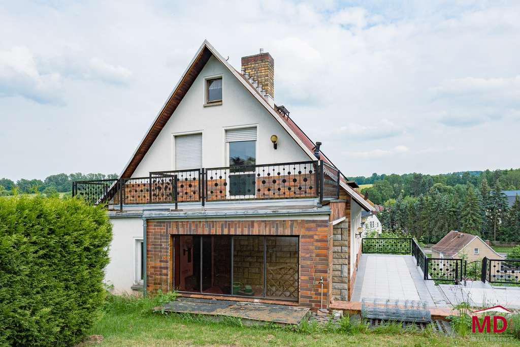 Immobilie in Oelsnitz/Erzgeb. - Einfamilienhaus auf großem Grundstück - Bild 2