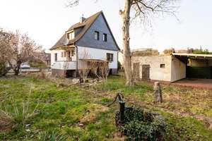 Köln-Langel: Freistehendes, charmantes Einfamilienhaus mit schönem Grundstück sucht Handwerker! – Die vollständige Adresse der Immobilie erhältst du vom Anbieter., 51143 Langel, Köln – Vorschaubild 19