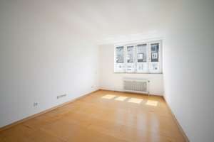 Schöne Dachterrassen-Maisonette zwischen Bonner Platz und Münchner Freiheit – Die vollständige Adresse der Immobilie erhältst du vom Anbieter., 80803 Münchner Freiheit, München – Vorschaubild 4