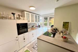 Stilvolle 3-Zimmer-Wohnung mit großzügigem Garten auf der Uhlandshöhe inkl. TG-Stellplatz – Die vollständige Adresse der Immobilie erhältst du vom Anbieter., 70188 Oberer Schlossgarten, Stuttgart – Vorschaubild 2