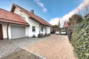 Familienglück mit Gartenparadies-hochwertig saniert-mit Liebe gepflegt-Willkommen in Fischach – Die vollständige Adresse der Immobilie erhältst du vom Anbieter., 86850 Fischach – Vorschaubild 3