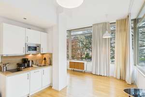 Perfekt für Young Professionals: Großzügiges & möbliertes Apartment in Eimsbüttel | XL Bude – Oberstraße 14a-c, 20144 Harvestehude, Hamburg – Vorschaubild 2