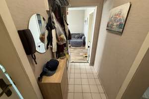 Gepflegte 3-Zimmer-Wohnung mit Balkon in Köln-Sürth – ideal für Eigennutzer & Kapitalanleger – Die vollständige Adresse der Immobilie erhältst du vom Anbieter., 50999 Sürth, Köln – Vorschaubild 2