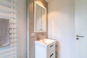 Property thumbnail 17