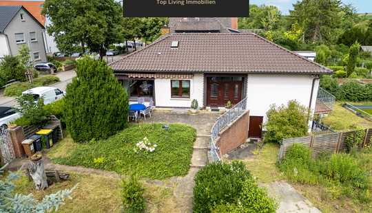 Bild von 5 Zimmer, ca.165m² Wfl., ca.156m² Nfl.: Garten,Pool,Lebensqualität – Das perfekte Haus für Familien