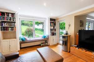 Großzügige Wohnung mit Haus-Charakter, Garten, Garage und Poolhaus – Die vollständige Adresse der Immobilie erhältst du vom Anbieter., 42853 Schöne Aussicht, Remscheid – Vorschaubild 2