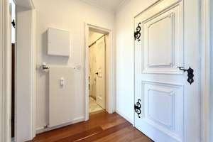 Stilvolle Penthouse-Maisonette mit privater Dachterrasse und Haus-im-Haus-Charakter – Die vollständige Adresse der Immobilie erhältst du vom Anbieter., 47799 Cracau, Krefeld – Vorschaubild 2