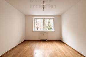 Bezugsfrei in Friedrichshain: ruhige 3-Zimmer-Wohnung mit Balkon und Aufzug nahe Volkspark – Straßmannstraße 6, 10249 Friedrichshain, Berlin – Vorschaubild 8