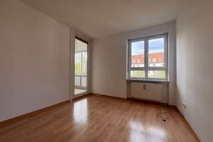 Gemütliche 2-Zimmer Wohnung mit verglaster Loggia in München-Laim – Lautensackstraße 29, 80687 Friedenheim, München – Vorschaubild 2