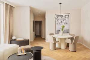 Zeitloses Design & urbane Lage – 3-Zimmer-Stadtwohnung mit Balkon – Torstraße 226, 10115 Mitte (Ortsteil), Berlin – Vorschaubild 1
