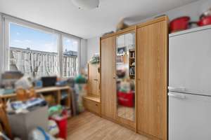 Großzügiger Balkon mit Terrassencharakter und helle Wohnräume in Pforzheim – Die vollständige Adresse der Immobilie erhältst du vom Anbieter., 75175 Oststadt, Pforzheim – Vorschaubild 12
