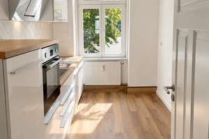 Bezugsfrei 4 Zimmer · 2023 renoviert · neue Holzfenster & Treppenhaus 2025 – 4229 Kleinzschocher, Leipzig – Vorschaubild 3