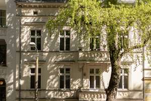 3-Zimmer-Altbauperle mit sonnigem Südbalkon
