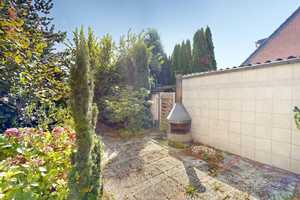 Kerpen-Sindorf! Freist. Einfamilienhaus mit großem Garten, Wintergarten und Garage! (SN 4729) – Rhein-Erft-Kreis – Vorschaubild 8