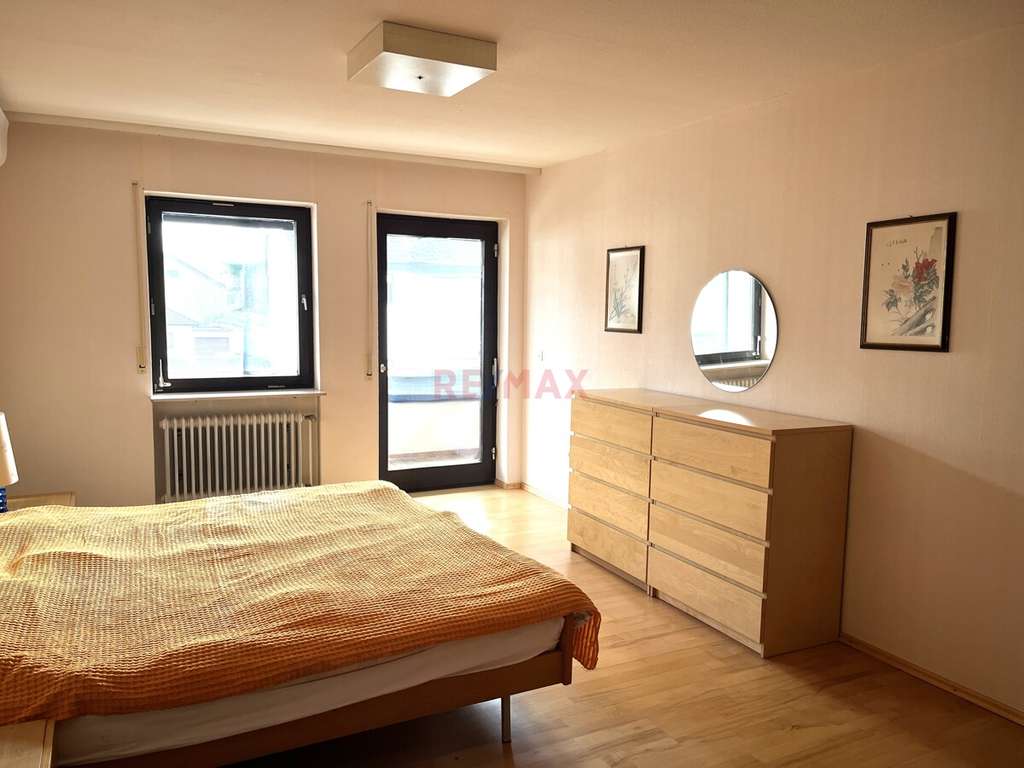 Immobilie in Altrip - Großes Familiennest mit Garage und Extras! - Bild 1