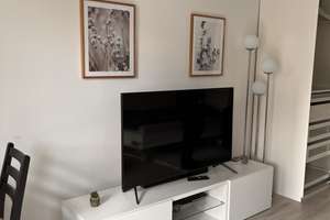 1-Raum-Apartment mit Südbalkon vollmöbliert / fully furnished 1-Room Apartment with sunny balcony – Flensburger Straße 19, 10557 Hansaviertel, Berlin – Vorschaubild 3