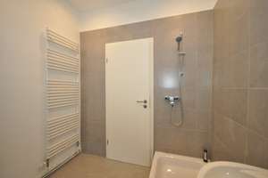 Top 2-Zi. DG-Whg in der Varrelmannstr. – Die vollständige Adresse der Immobilie erhältst du vom Anbieter., 30453 Limmer, Hannover – Vorschaubild 12