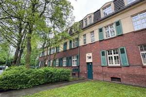 Frei ab 01.07. ! Top renovierte.2,5-Raum- WE im 1.OG mit Balkon ! ** PROVISIONSFREI ! ** – Am Himgesberg 3, 47259 Hüttenheim, Duisburg – Vorschaubild 2