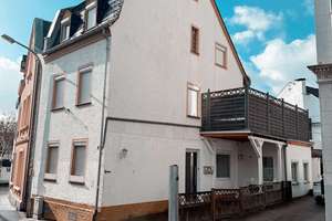 Vielseitiges Wohnhaus mit 7 Zimmern und Einliegerwohnung – Oberdorfstraße 5, 56072 Metternich, Koblenz – Vorschaubild 1
