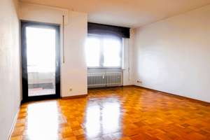 Helle 2-Zimmer-Wohnung mit 2 Balkonen und Echtholzparkett in Stuttgart-Heumaden – Die vollständige Adresse der Immobilie erhältst du vom Anbieter., 70619 Heumaden, Stuttgart – Vorschaubild 2