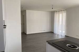 Neuwertige Wohnung mit zwei Zimmern sowie Balkon und EBK in Bretten – Die vollständige Adresse der Immobilie erhältst du vom Anbieter., 75015 Bretten – Vorschaubild 1