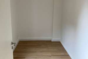 Schöne renovierte 3-Zimmer Wohnung mit Einbauküche *AB SOFORT VERFÜGBAR* – Vereinsstraße 11, 47799 Cracau, Krefeld – Vorschaubild 8
