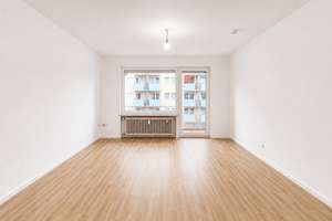Top-Investment! Zentrale 2-ZKB mit Balkon im Herzen von München – Die vollständige Adresse der Immobilie erhältst du vom Anbieter., 81547 Giesing, München – Vorschaubild 3