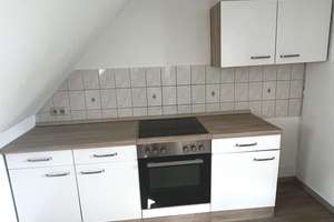 GEPFLEGTE 2-ZIMMER DACHGESCHOSSWOHNUNG IM HERZEN VON WIESBADEN-BIEBRICH – Rathenauplatz 2, 65203 Biebrich, Wiesbaden – Vorschaubild 7