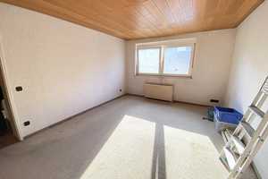 Zweifamilienhaus mit Ausbaupotenzial – Neu-Ulm (Kreis) – Vorschaubild 12