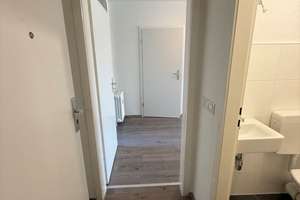 3 Zimmer Wohnung mit Balkon sucht nette Mieter! – Meerkamp 12, 45327 Katernberg, Essen – Vorschaubild 3