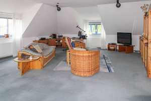 Großes Architektenhaus von 1990 in Wolfsburg-Ehmen mit Doppelgarage, 2 Terrassen, Galerie und Kamin – Wolfsburg – Vorschaubild 9