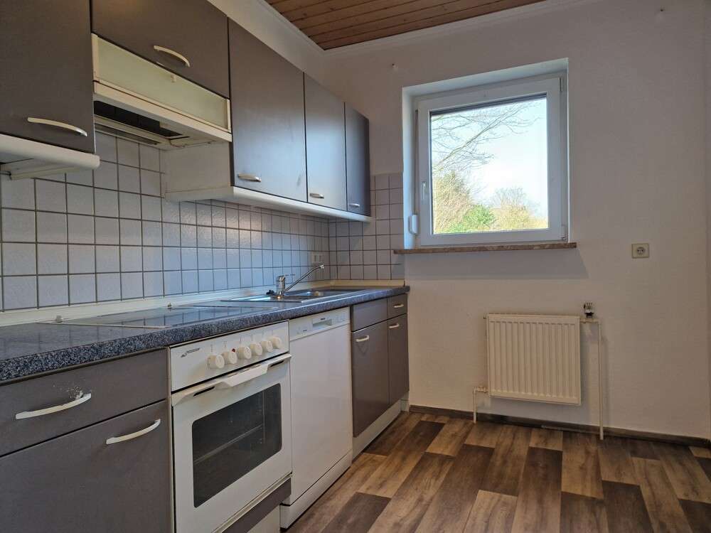 Immobilie in Owschlag - Raum für Ihre Wohnträume: Vielseitiges Zweifamilienhaus mit großem Garten und zwei Garagen - Bild 3